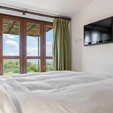 Blissful Farmhouse In Morrano With Swimming Pool Σπίτι διακοπών *