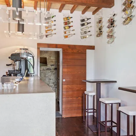 Blissful Farmhouse In Morrano With Swimming Pool Casa vacanze